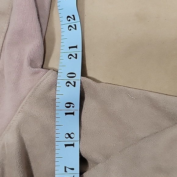 BlankNYC, Size M, Faux Suede Wrap Jacket / Shawl / Cardigan. Excellent Cond. - Picture 7 of 10